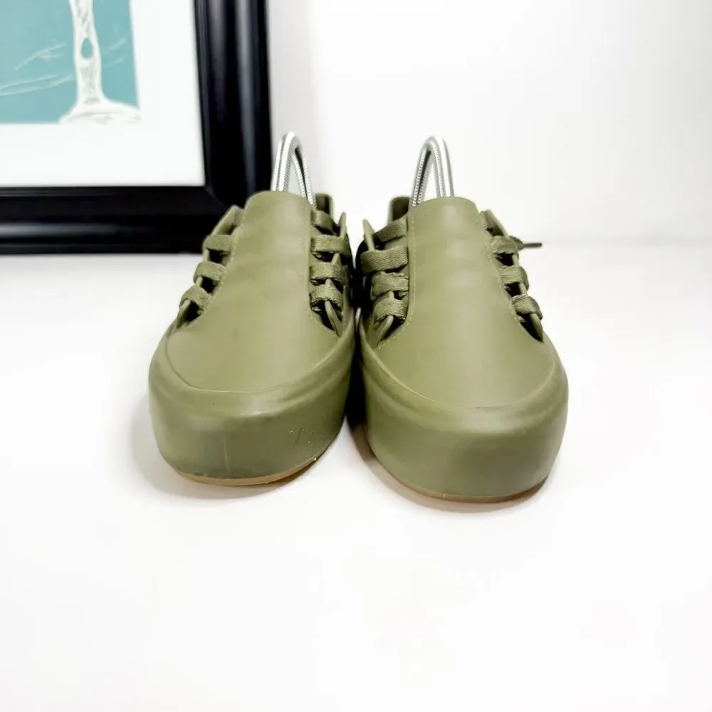 Melissa Possession Sneaker in Olive Green | Size 8 | Waterproof & Vegan - Picture 2 of 10